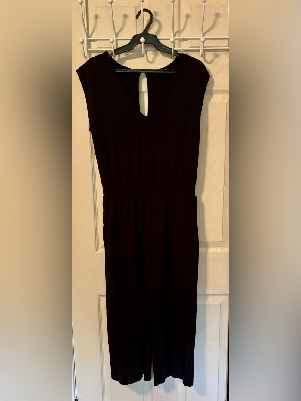 RW&CO. Black Sleeveless Jumpsuit with v- neckline